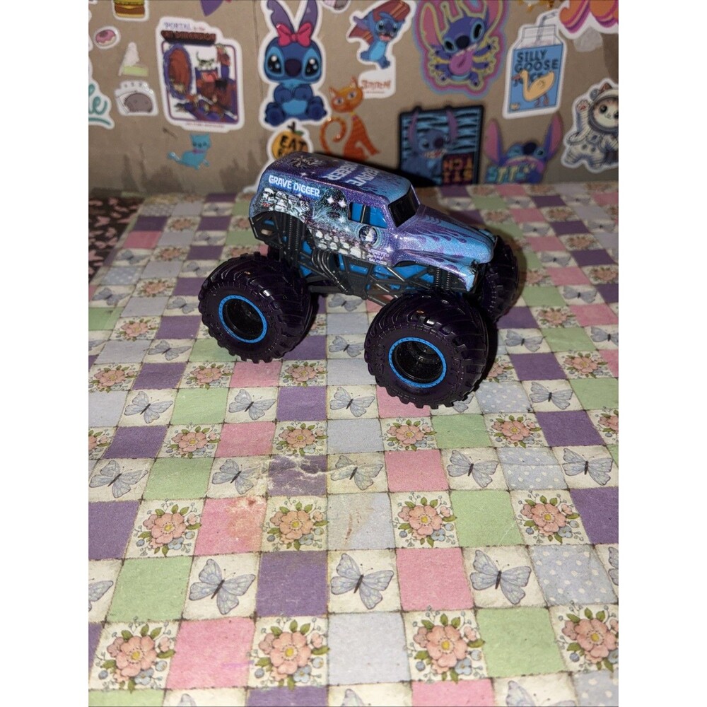 Spin Master Monster Jam Gears & Galaxies Grave Digger Monster Truck